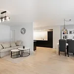 Airhome - Black&white Appartamento *