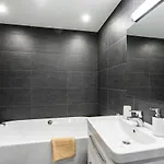 Appartamento Airhome - Black&white Reval