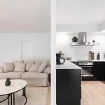 Airhome - Black&white