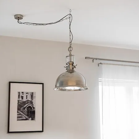 Airhome - Black&white