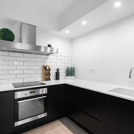 Airhome - Black&white