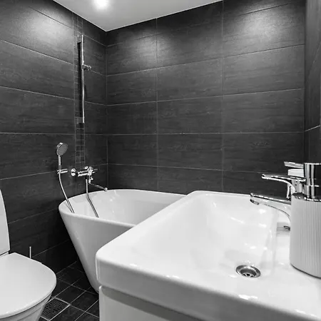 Airhome - Black&white *